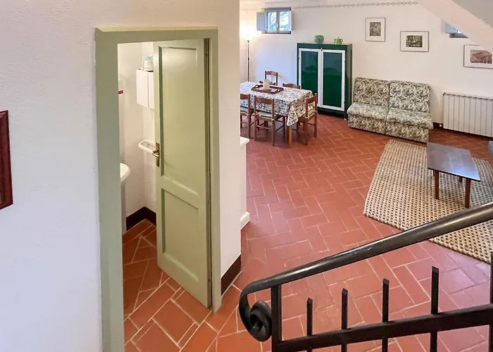 Casa de Férias Stunning In With Kitchen Paciano