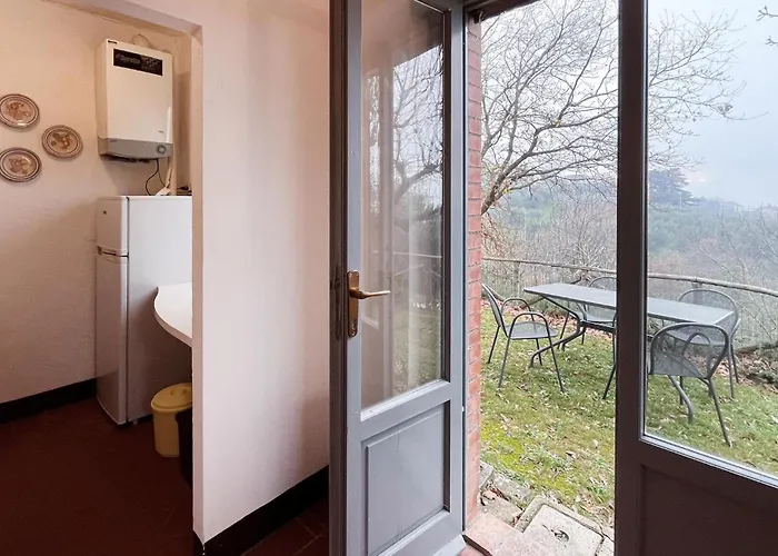 Casa de Férias Stunning In With Kitchen Paciano